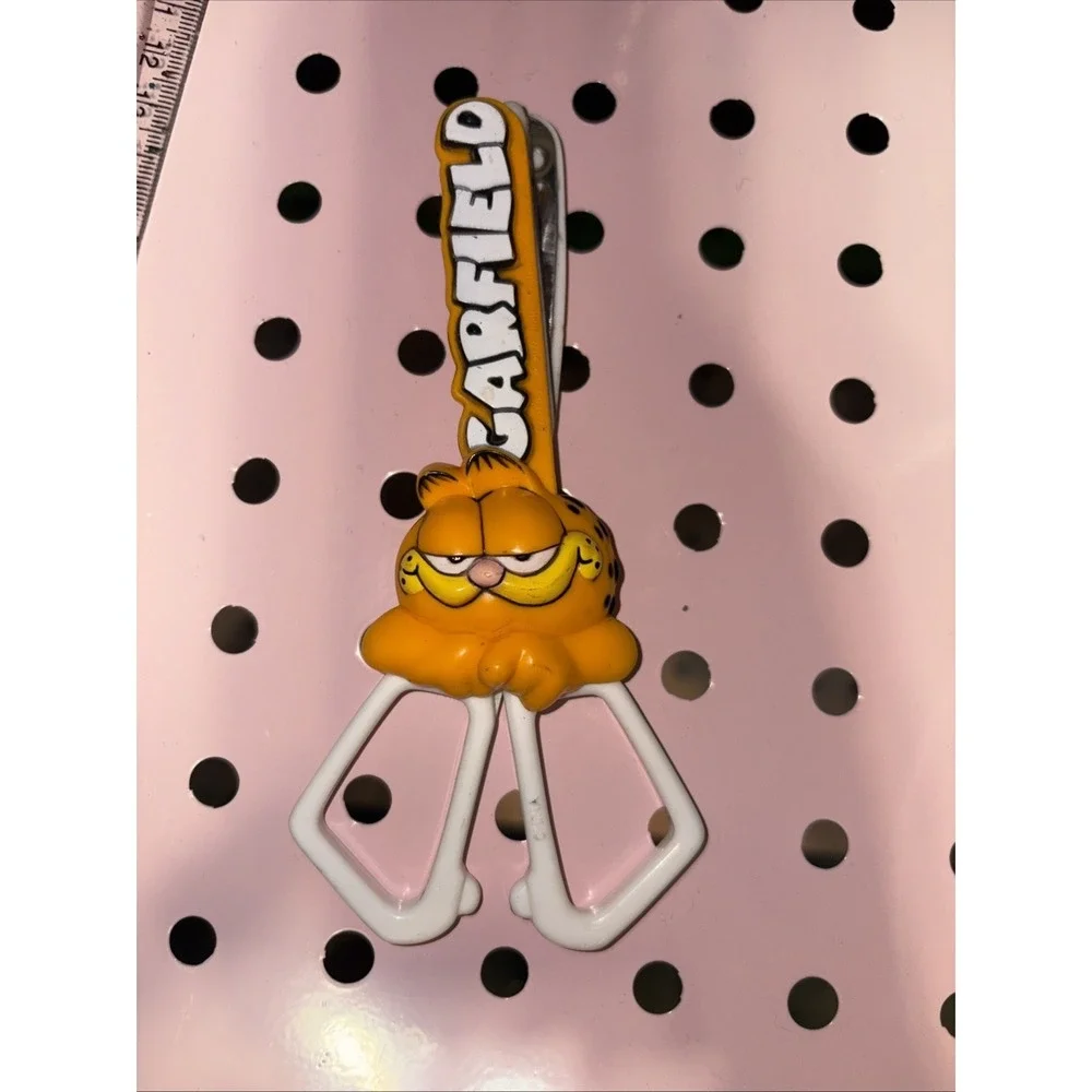 1978 Garfield the Cat School Safety Scissors Blunt Point Steel Plastic Handles